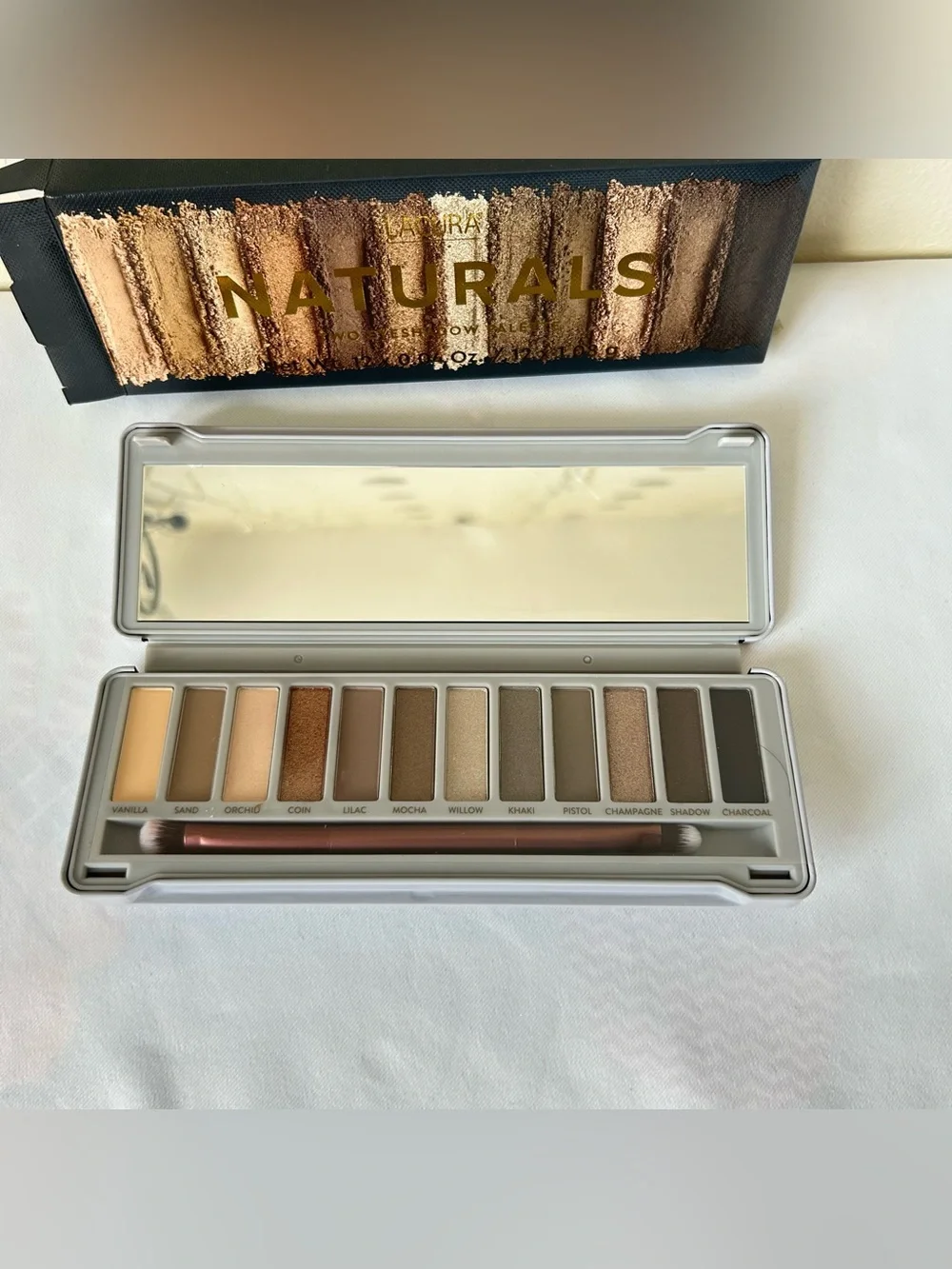 Lacura nwt two